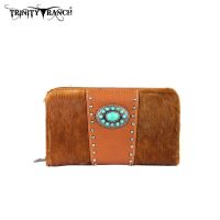 TR17W003 Trinity Ranch Cowhide Collection Wallet-Brown