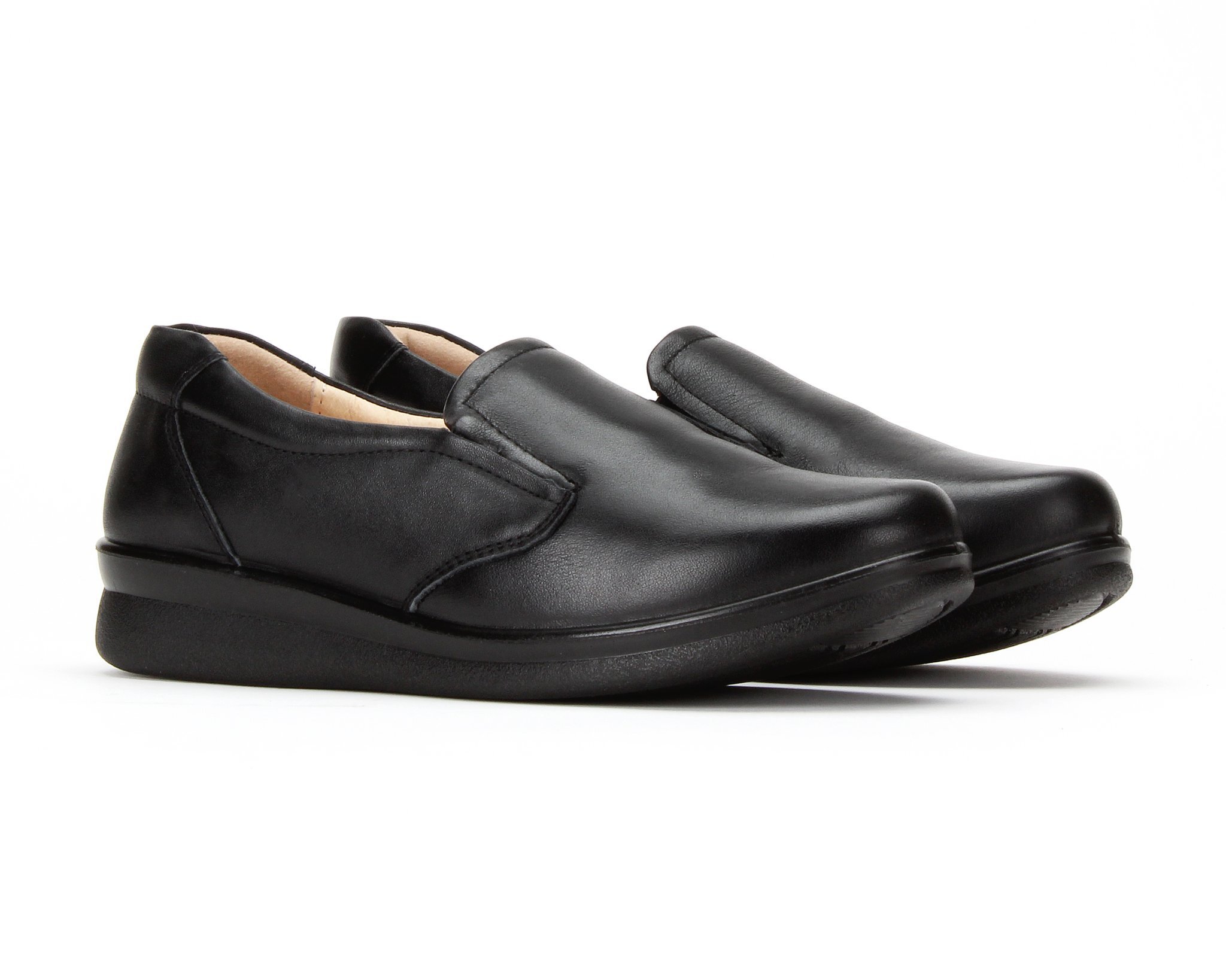 slip resistant loafers womens